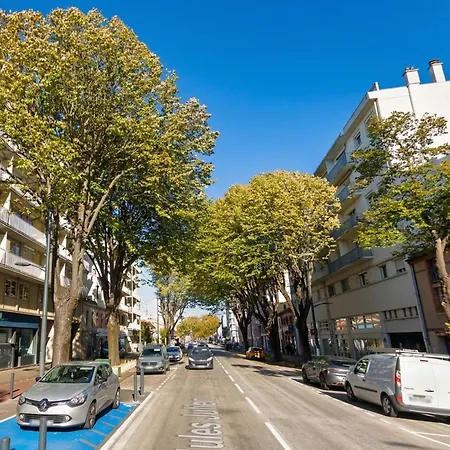 Apartman Le Jules Julien - Equipe Et Wifi *